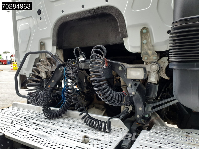 Tractor unit Mercedes-Benz Actros 1845 4X2 ClassicSpace Retarder Euro 6: picture 12 Tractor unit Mercedes-Benz Actros 1845 4X2 ClassicSpace Retarder Euro 6: picture 12