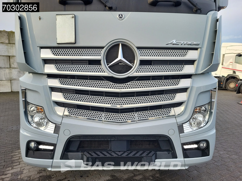 Lease a Mercedes-Benz Actros 1951 Actros 4X2 BigSpace 2x Tanks Leder 70% Tyres Mercedes-Benz Actros 1951 Actros 4X2 BigSpace 2x Tanks Leder 70% Tyres: picture 8 Lease a Mercedes-Benz Actros 1951 Actros 4X2 BigSpace 2x Tanks Leder 70% Tyres Mercedes-Benz Actros 1951 Actros 4X2 BigSpace 2x Tanks Leder 70% Tyres: picture 8