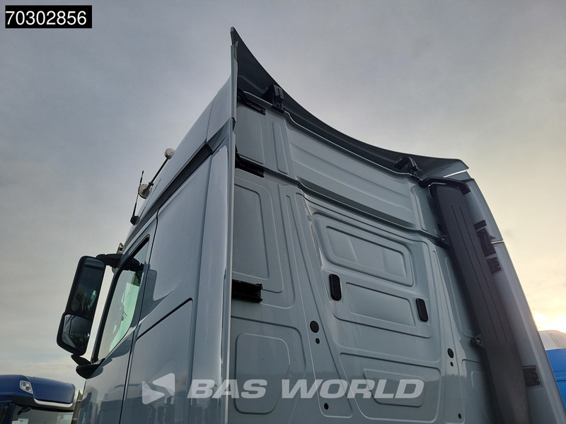 Lease a Mercedes-Benz Actros 1951 Actros 4X2 BigSpace 2x Tanks Leder 70% Tyres Mercedes-Benz Actros 1951 Actros 4X2 BigSpace 2x Tanks Leder 70% Tyres: picture 11 Lease a Mercedes-Benz Actros 1951 Actros 4X2 BigSpace 2x Tanks Leder 70% Tyres Mercedes-Benz Actros 1951 Actros 4X2 BigSpace 2x Tanks Leder 70% Tyres: picture 11