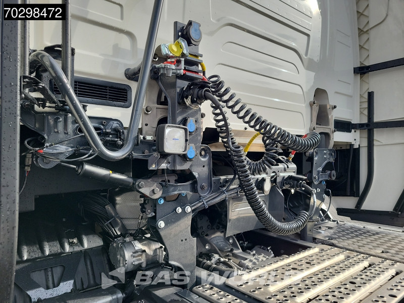 Scania S 660 4X2 Retarder Full-Air 2x Tanks Standklima Leather Led ACC Alcoa Euro 6 - Tractor unit: picture 5 Scania S 660 4X2 Retarder Full-Air 2x Tanks Standklima Leather Led ACC Alcoa Euro 6 - Tractor unit: picture 5