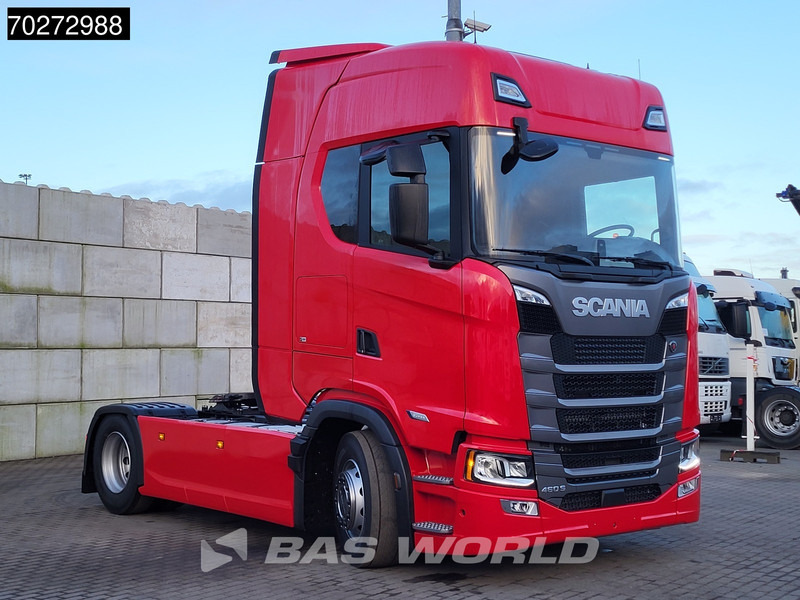 Lease a Scania S460 4X2 NEW! Retarder ACC Navi Standklima 2X Tanks Scania S460 4X2 NEW! Retarder ACC Navi Standklima 2X Tanks: picture 13