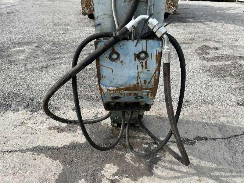 Waste/ Industry handler Fuchs MHL335: picture 17