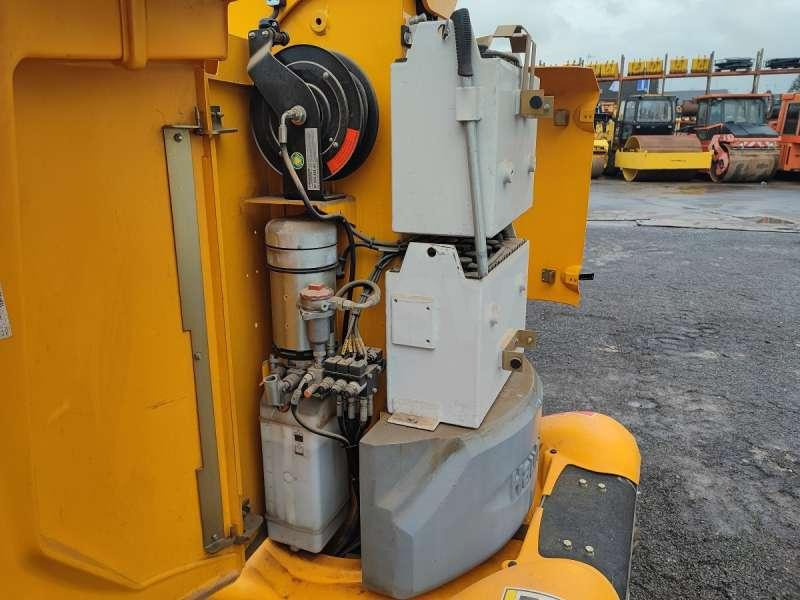 Vertical mast lift Haulotte STAR 10-1: picture 21