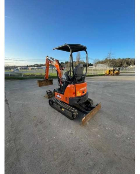 Hitachi ZX19U-6 - Mini excavator: picture 3 Hitachi ZX19U-6 - Mini excavator: picture 3