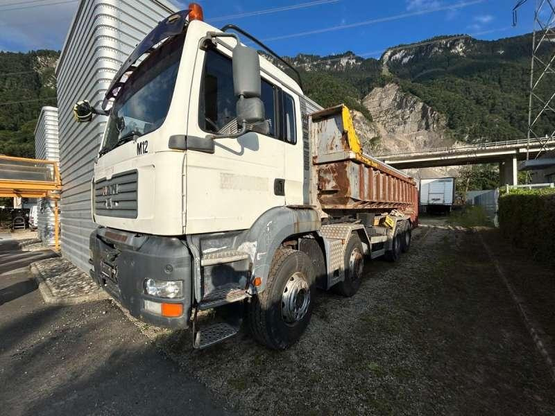 MAN TGA 35.440 8X4 - Hook lift truck: picture 3 MAN TGA 35.440 8X4 - Hook lift truck: picture 3