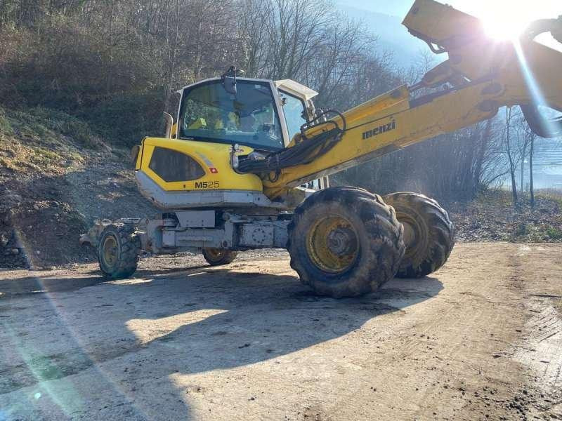 MENZI MUCK Pelle Araignée M525 - Walking excavator: picture 2 MENZI MUCK Pelle Araignée M525 - Walking excavator: picture 2
