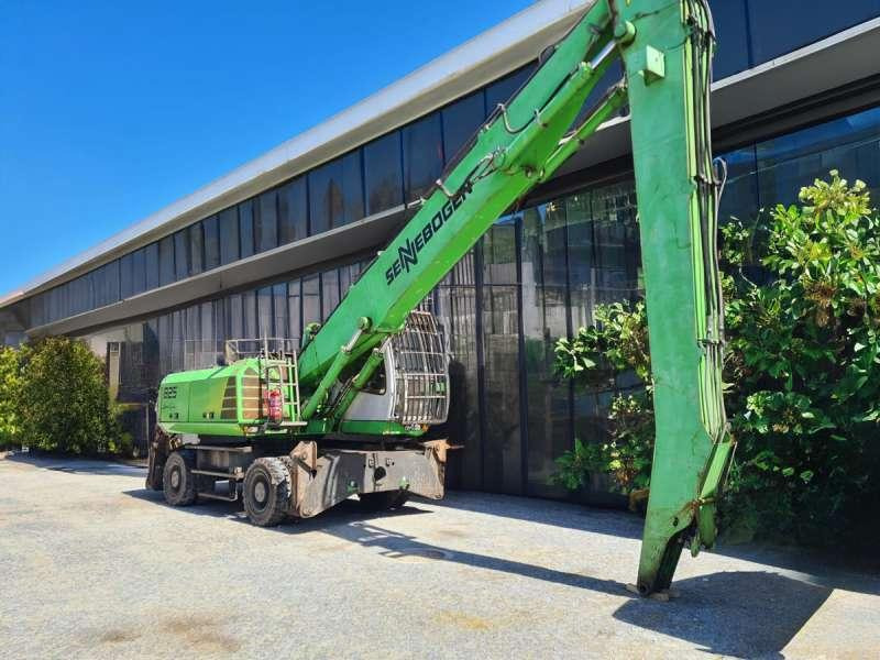 Sennebogen 825 - Waste/ Industry handler: picture 2 Sennebogen 825 - Waste/ Industry handler: picture 2