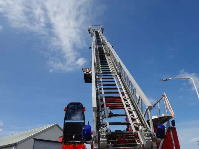 DAF LF 250 METZ 30 meter - Truck: picture 5 DAF LF 250 METZ 30 meter - Truck: picture 5