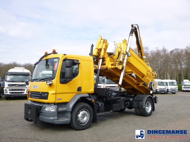 DAF LF 55.220 4x2 RHD Whale vacuum tank 7.5 m3 - Vacuum truck: picture 1 DAF LF 55.220 4x2 RHD Whale vacuum tank 7.5 m3 - Vacuum truck: picture 1