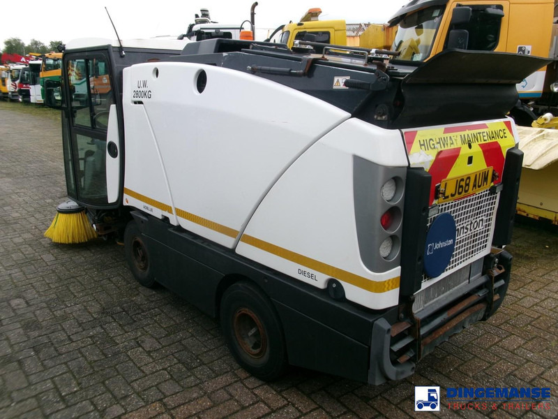 Johnston C202 compact street sweeper - Road sweeper: picture 3 Johnston C202 compact street sweeper - Road sweeper: picture 3