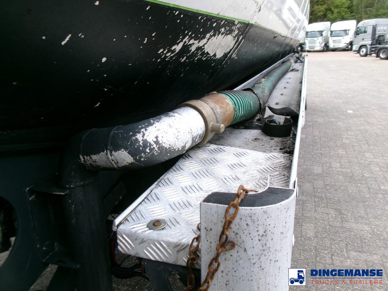 Tank semi-trailer Lakeland Fuel tank alu 42.8 m3 / 6 comp + pump: picture 15 Tank semi-trailer Lakeland Fuel tank alu 42.8 m3 / 6 comp + pump: picture 15