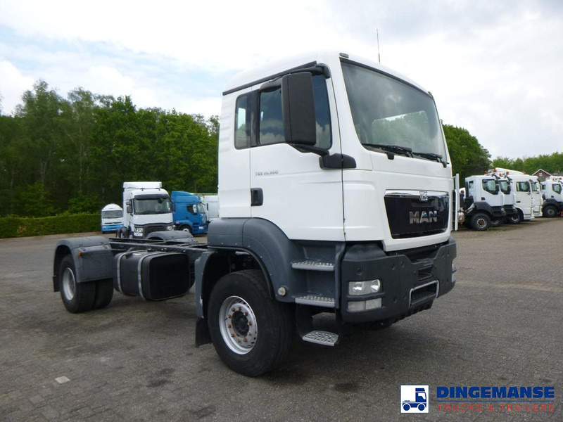 MAN TGS 19.360 4X2 BBS manual Euro 2 chassis + PTO - Cab chassis truck: picture 2 MAN TGS 19.360 4X2 BBS manual Euro 2 chassis + PTO - Cab chassis truck: picture 2