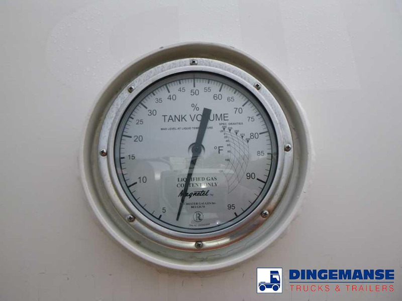 Lease a Volvo FL 260 4x2 gas tank 13.9 m3 Volvo FL 260 4x2 gas tank 13.9 m3: picture 17