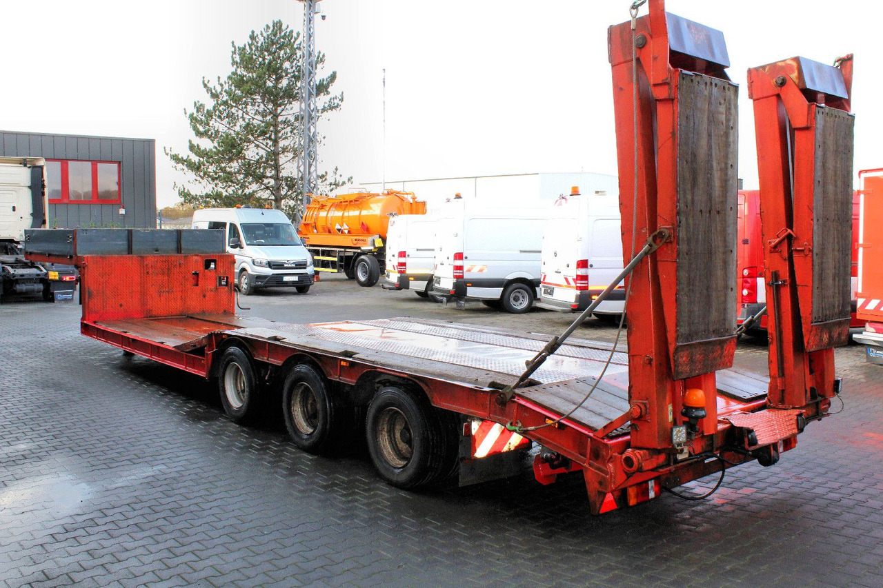 Langendorf 3-Achs SATBUE30-37 Tiefbett Tieflader+Rampen+TÜV - Low loader semi-trailer: picture 3 Langendorf 3-Achs SATBUE30-37 Tiefbett Tieflader+Rampen+TÜV - Low loader semi-trailer: picture 3