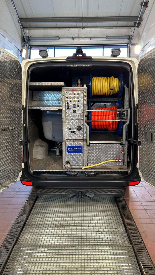 Mercedes-Benz Sprinter 316 CDI + Leistikow 1m³ HD-Spüler 3,5t - Vacuum truck: picture 1 Mercedes-Benz Sprinter 316 CDI + Leistikow 1m³ HD-Spüler 3,5t - Vacuum truck: picture 1
