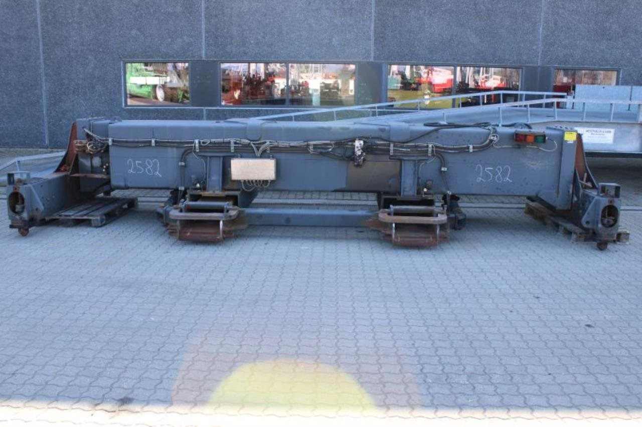ELME 20-40" - Attachment for Material handling equipment: picture 1 ELME 20-40" - Attachment for Material handling equipment: picture 1