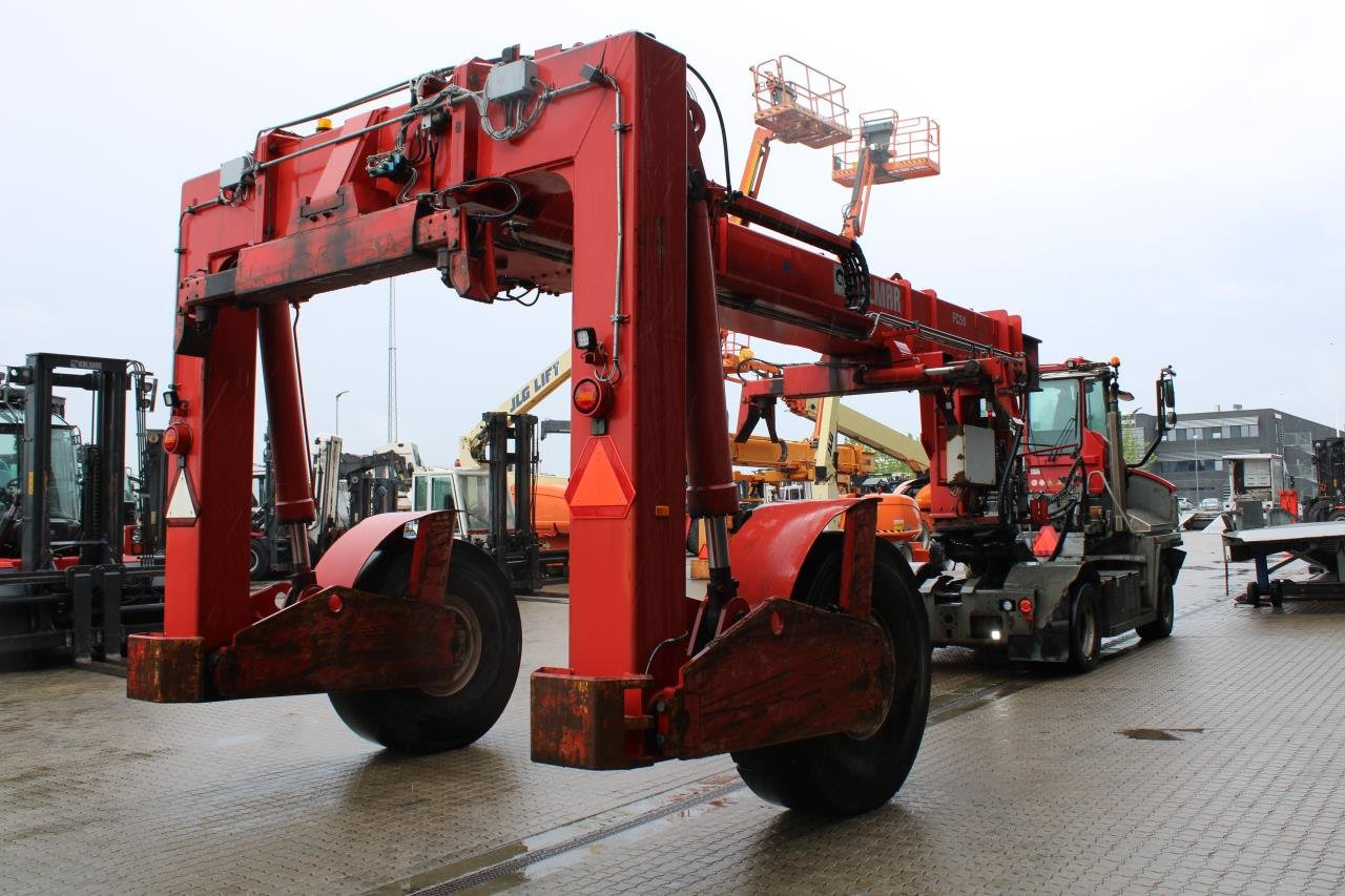 Kalmar FC50 20-40” - Container handler: picture 3 Kalmar FC50 20-40” - Container handler: picture 3