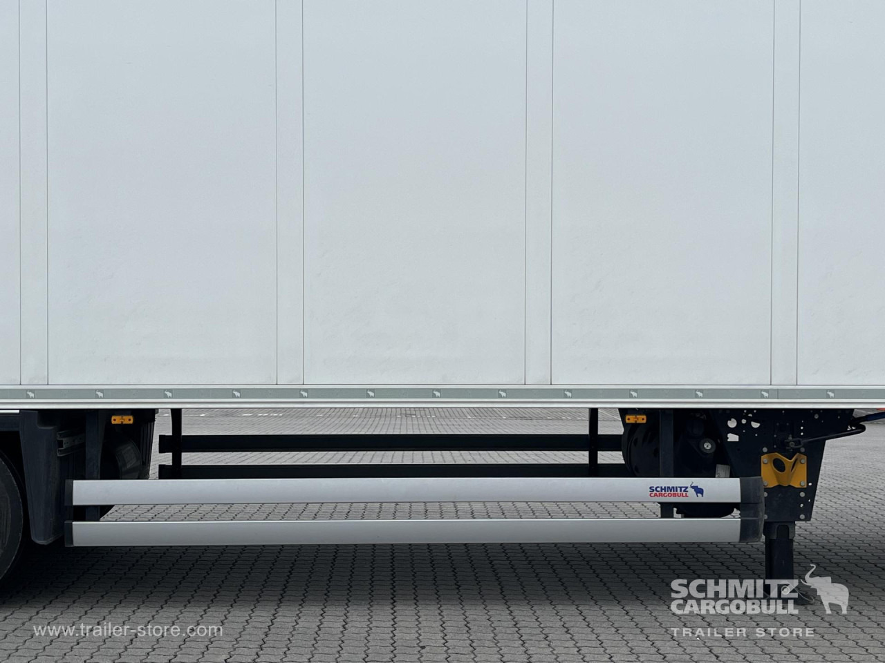 SCHMITZ Auflieger Tiefkühler Lang LKW - Isothermal semi-trailer: picture 2 SCHMITZ Auflieger Tiefkühler Lang LKW - Isothermal semi-trailer: picture 2