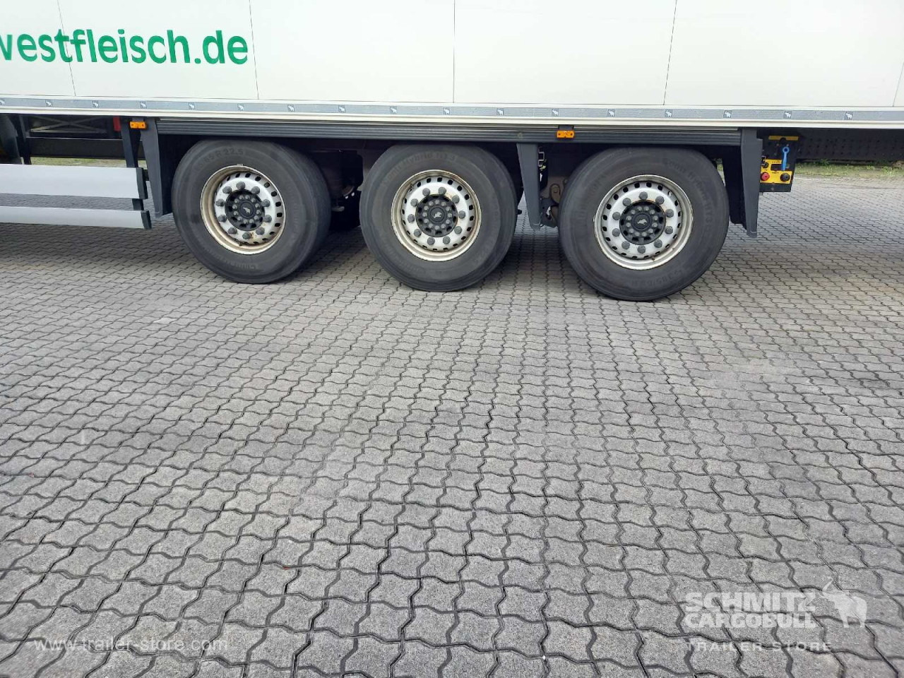 SCHMITZ Auflieger Tiefkühler Standard Double deck - Isothermal semi-trailer: picture 2 SCHMITZ Auflieger Tiefkühler Standard Double deck - Isothermal semi-trailer: picture 2