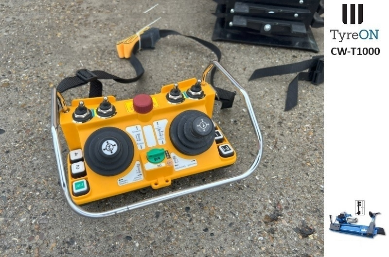 T1000W truck tyrechanger 56 Inch 2 mounting speeds - fully automatic - power 4kW+4kW - Wireless controller (as extra) - Workshop equipment: picture 3 T1000W truck tyrechanger 56 Inch 2 mounting speeds - fully automatic - power 4kW+4kW - Wireless controller (as extra) - Workshop equipment: picture 3