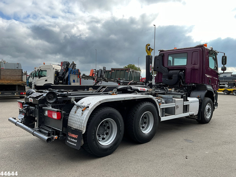 DAF FAT CF 480 6x4 Euro 6 Hyvalift 20 Ton haakarmsysteem Just 88.552 km! - Hook lift truck: picture 5 DAF FAT CF 480 6x4 Euro 6 Hyvalift 20 Ton haakarmsysteem Just 88.552 km! - Hook lift truck: picture 5