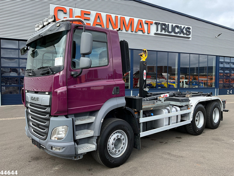 DAF FAT CF 480 6x4 Euro 6 Hyvalift 20 Ton haakarmsysteem Just 88.552 km! - Hook lift truck: picture 2 DAF FAT CF 480 6x4 Euro 6 Hyvalift 20 Ton haakarmsysteem Just 88.552 km! - Hook lift truck: picture 2
