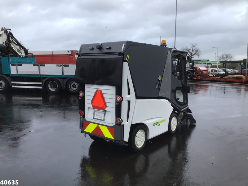 Green machine GM500H2 Hydrogen Waterstof Sweeper - Road sweeper: picture 3 Green machine GM500H2 Hydrogen Waterstof Sweeper - Road sweeper: picture 3