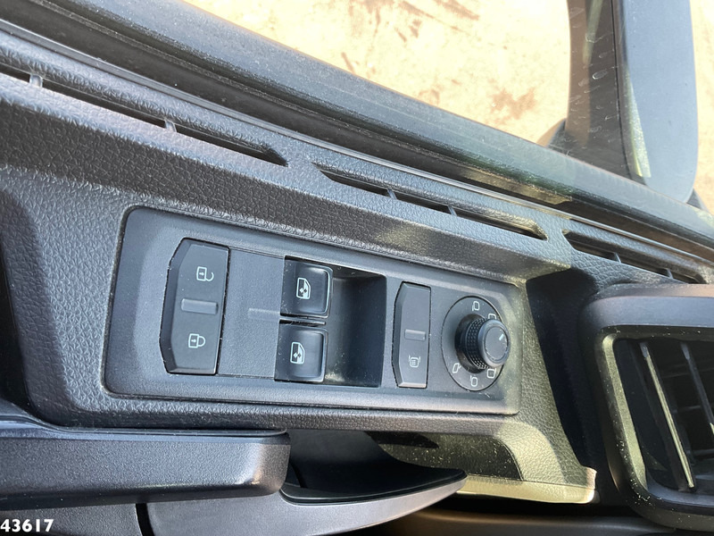 Crane truck MAN TGS 32.470 8x4 Euro 6 Hiab 22 Tonmeter laadkraan Just 68.765 Km!: picture 14 Crane truck MAN TGS 32.470 8x4 Euro 6 Hiab 22 Tonmeter laadkraan Just 68.765 Km!: picture 14