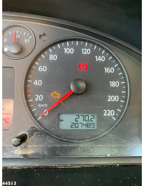 Lease a Volkswagen Transporter 2.0 300 Manual Volkswagen Transporter 2.0 300 Manual: picture 11