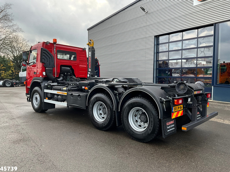 Volvo FM 330 6x4 Hiab 21 Ton haakarmsysteem Just 35.598 Km! - Hook lift truck: picture 4 Volvo FM 330 6x4 Hiab 21 Ton haakarmsysteem Just 35.598 Km! - Hook lift truck: picture 4