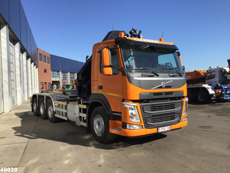 Volvo FM 420 8x2 HMF 28 ton/meter laadkraan Welvaarts weighing system - Hook lift truck, Crane truck: picture 5 Volvo FM 420 8x2 HMF 28 ton/meter laadkraan Welvaarts weighing system - Hook lift truck, Crane truck: picture 5