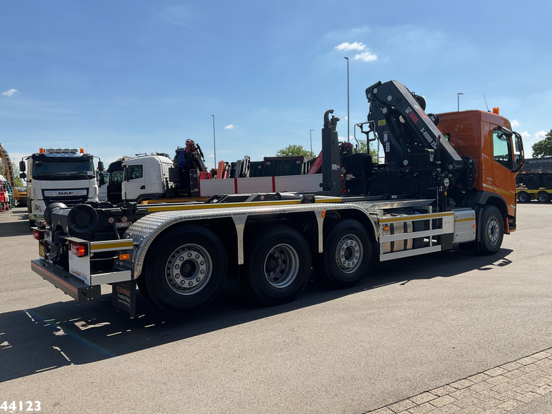 Volvo FM 420 8x2 Hiab 25 Tonmeter laadkraan Welvaarts laadkraan weegsysteem - Hook lift truck, Crane truck: picture 4 Volvo FM 420 8x2 Hiab 25 Tonmeter laadkraan Welvaarts laadkraan weegsysteem - Hook lift truck, Crane truck: picture 4