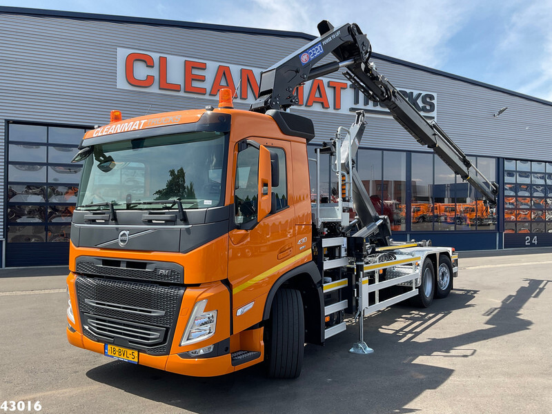 Volvo FM 430 HMF 23 Tonmeter laadkraan Welvaarts laadkraan weegsysteem - Hook lift truck, Crane truck: picture 1 Volvo FM 430 HMF 23 Tonmeter laadkraan Welvaarts laadkraan weegsysteem - Hook lift truck, Crane truck: picture 1