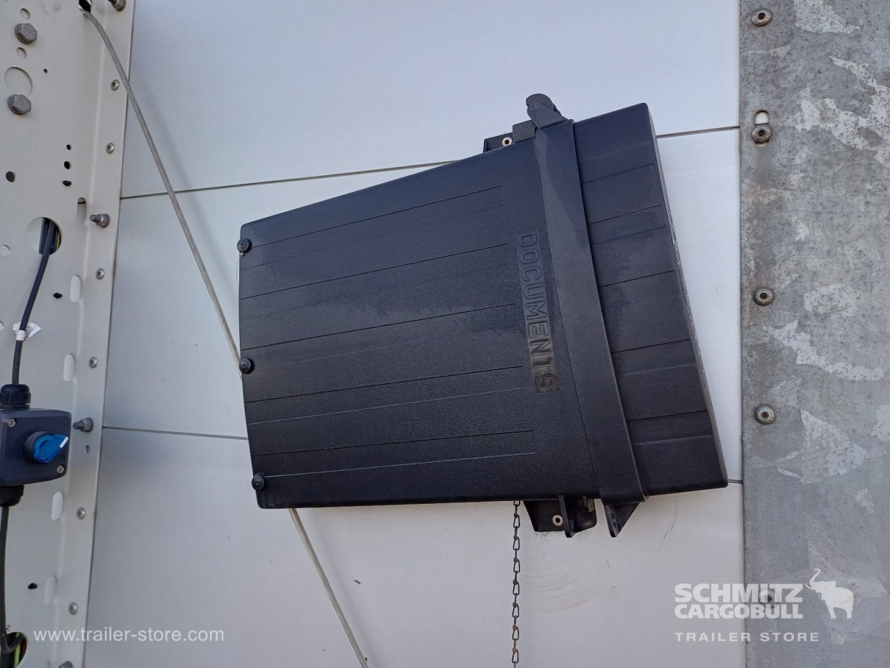 SCHMITZ Auflieger Curtainsider Standard - Curtainsider semi-trailer: picture 3 SCHMITZ Auflieger Curtainsider Standard - Curtainsider semi-trailer: picture 3