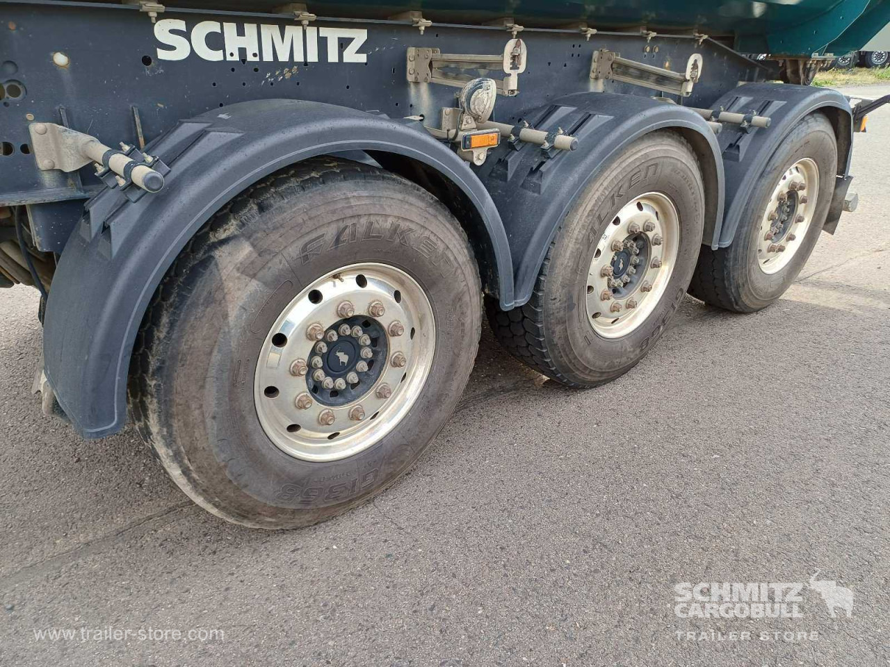 SCHMITZ Auflieger Kipper Stahlrundmulde 24m³ - Tipper semi-trailer: picture 3 SCHMITZ Auflieger Kipper Stahlrundmulde 24m³ - Tipper semi-trailer: picture 3