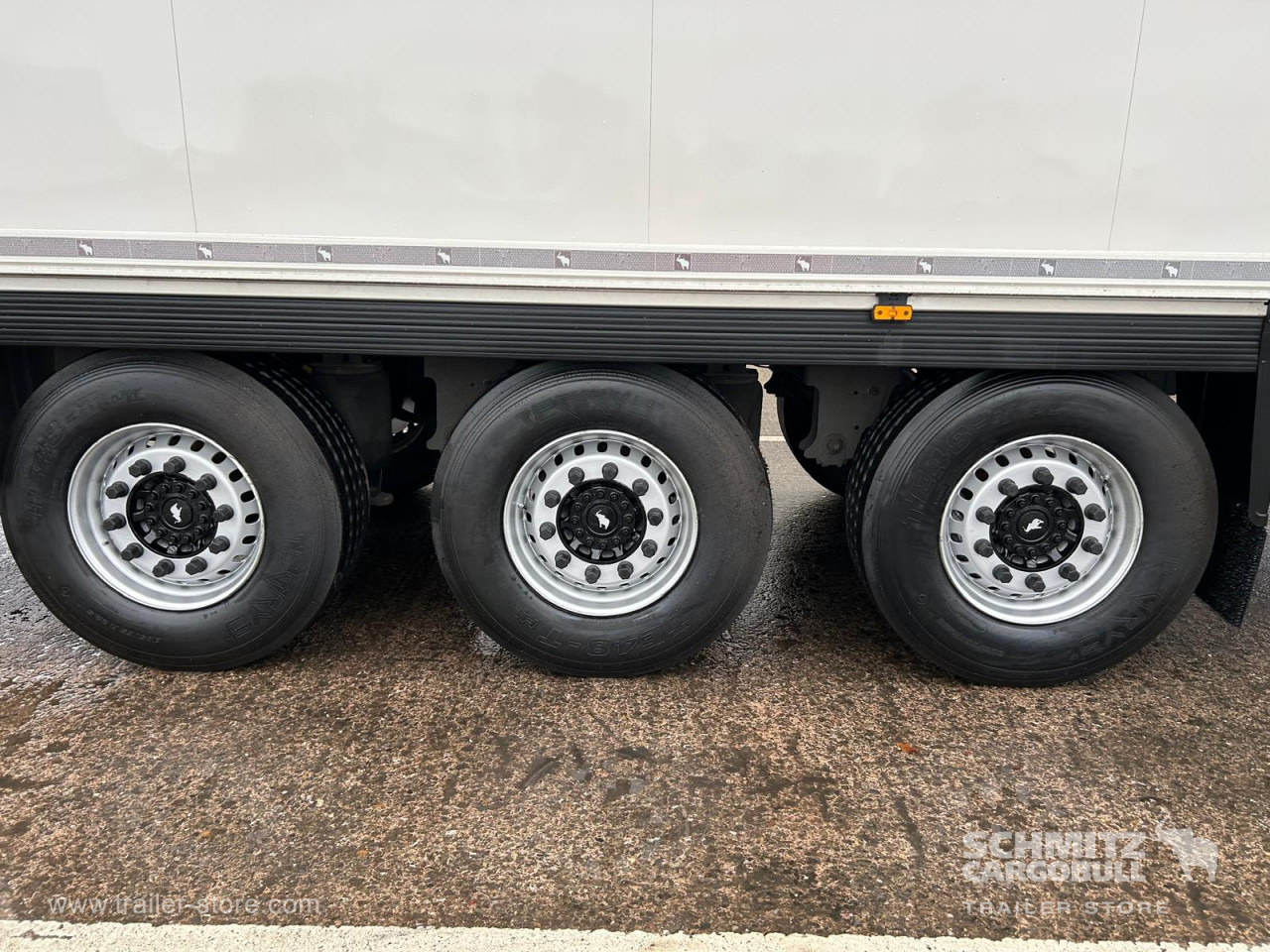 SCHMITZ Reefer Multitemp - Isothermal semi-trailer: picture 4 SCHMITZ Reefer Multitemp - Isothermal semi-trailer: picture 4
