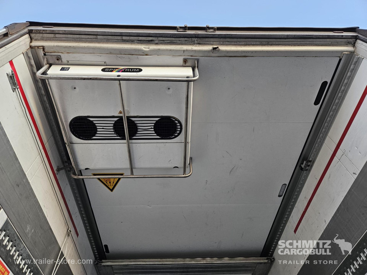 SCHMITZ Reefer Multitemp - Isothermal semi-trailer: picture 5 SCHMITZ Reefer Multitemp - Isothermal semi-trailer: picture 5