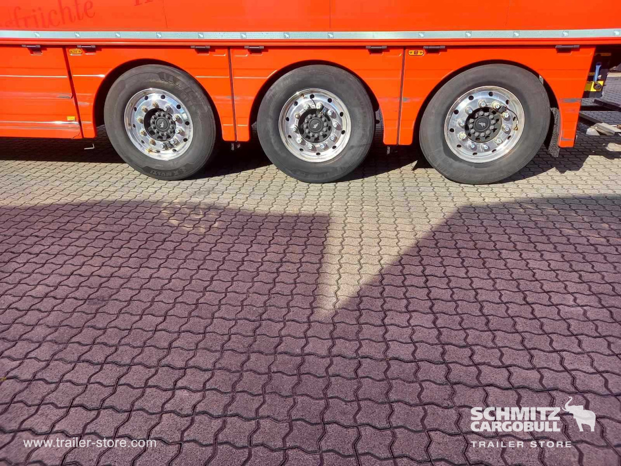 SCHMITZ Reefer Multitemp Double deck - Isothermal semi-trailer: picture 2 SCHMITZ Reefer Multitemp Double deck - Isothermal semi-trailer: picture 2