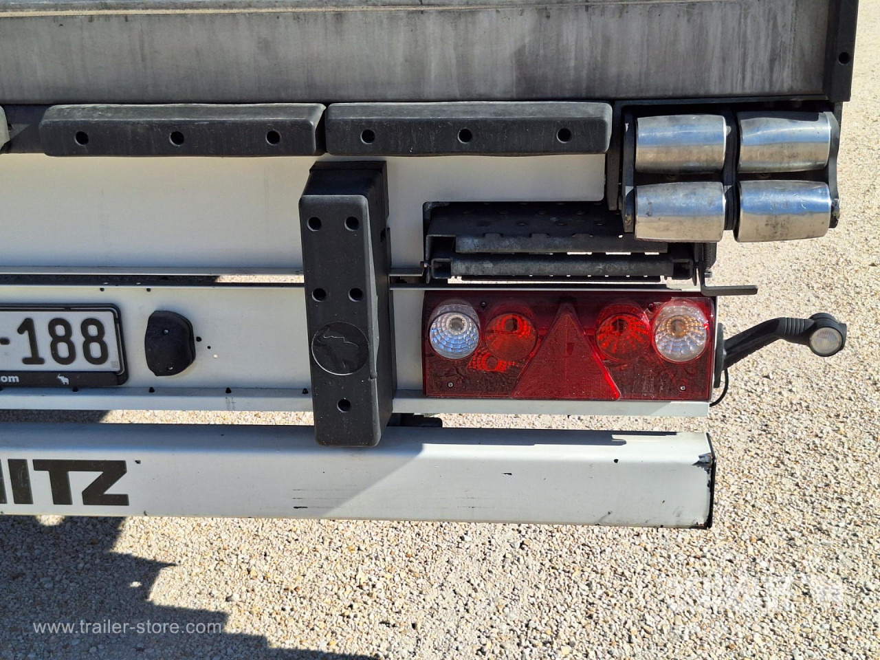 SCHMITZ Reefer Standard - Isothermal semi-trailer: picture 4 SCHMITZ Reefer Standard - Isothermal semi-trailer: picture 4