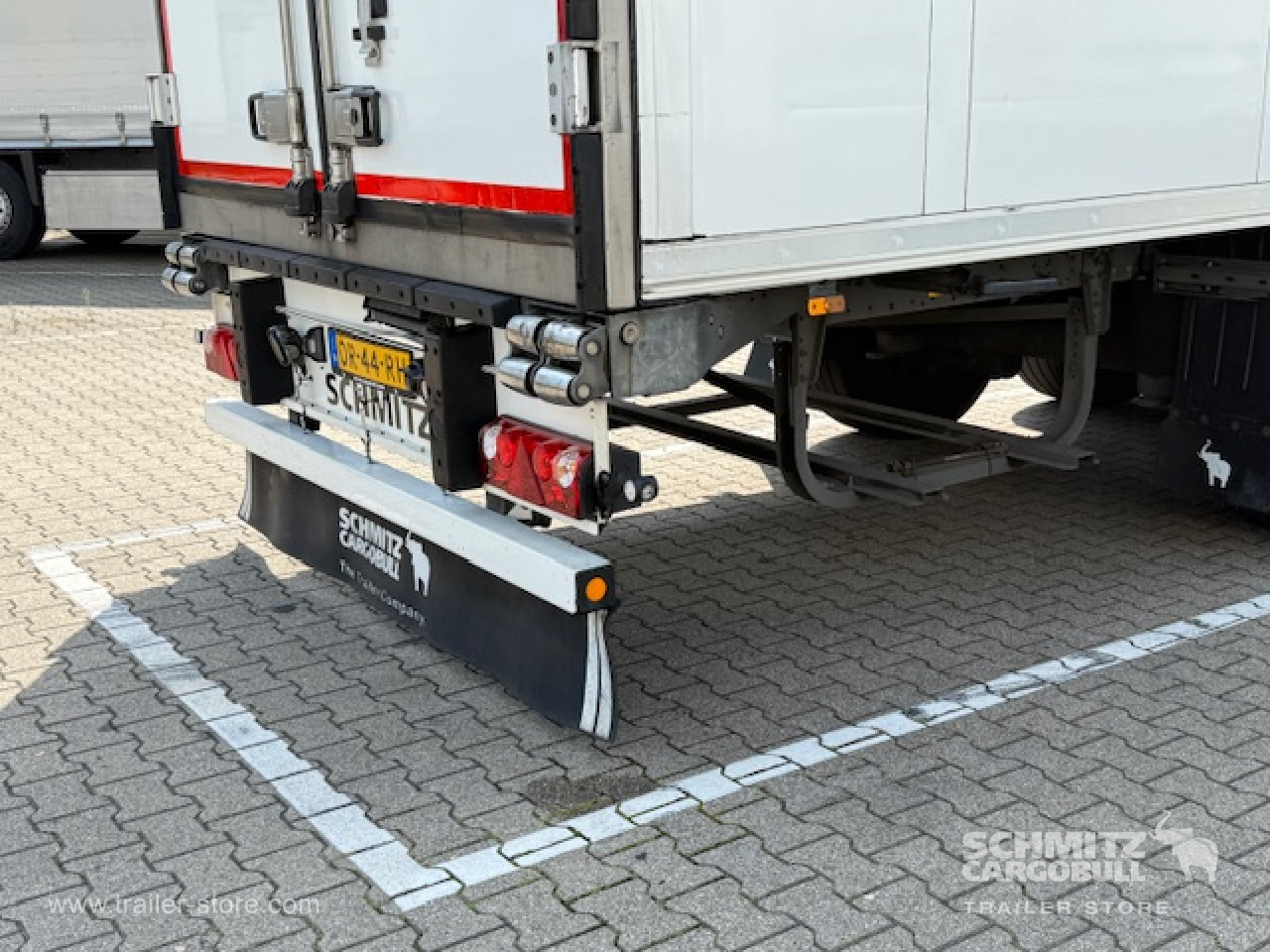 SCHMITZ Oplegger Vries Standard - Isothermal semi-trailer: picture 2 SCHMITZ Oplegger Vries Standard - Isothermal semi-trailer: picture 2