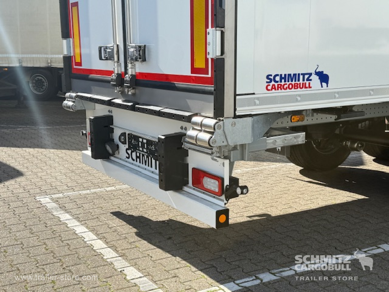 New Isothermal semi-trailer SCHMITZ Oplegger Vries Standard Taillift: picture 9
