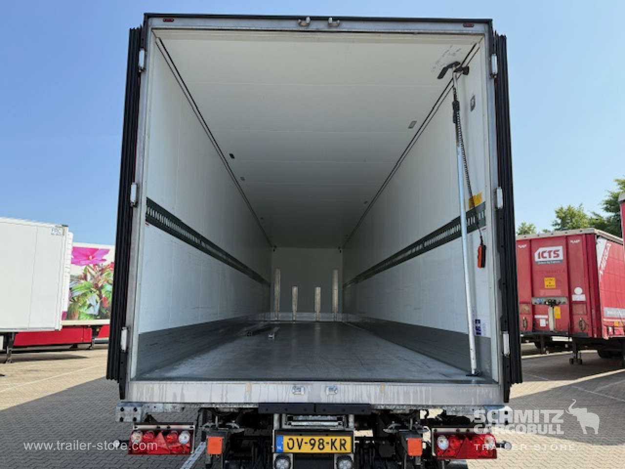 SCHMITZ Oplegger Vries Standard Taillift - Isothermal semi-trailer: picture 2 SCHMITZ Oplegger Vries Standard Taillift - Isothermal semi-trailer: picture 2