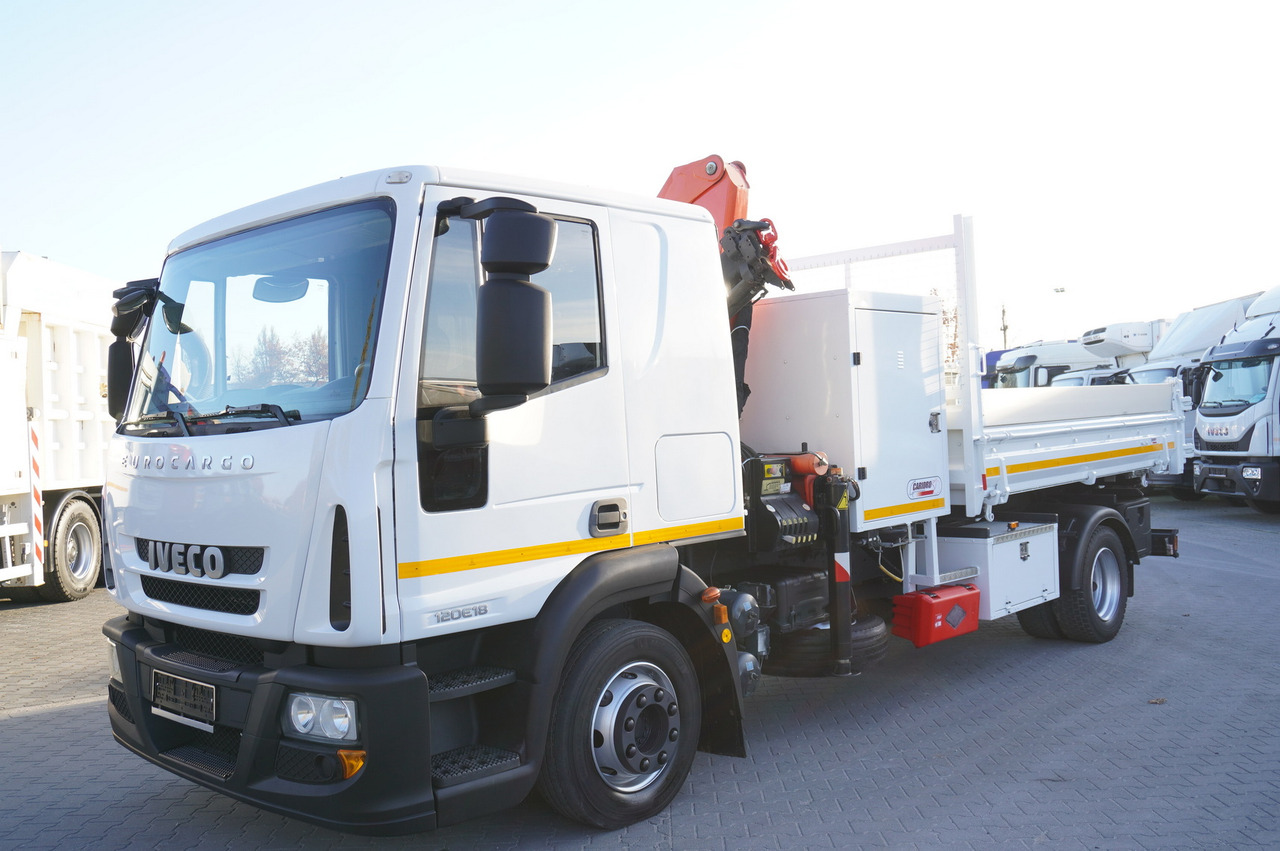 Lease a IVECO Eurocargo 120E18 Crane Palfinger / 3-way tipper / sleeper cab IVECO Eurocargo 120E18 Crane Palfinger / 3-way tipper / sleeper cab: picture 6