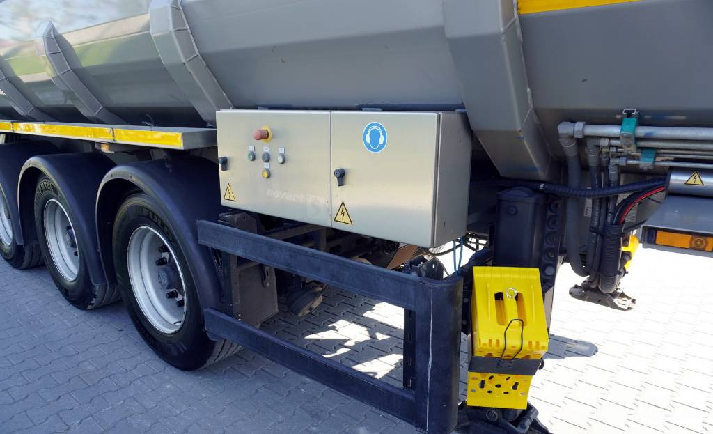 Walking floor semi-trailer Kotte Duo-Liner GKS 52 - 25: picture 19 Walking floor semi-trailer Kotte Duo-Liner GKS 52 - 25: picture 19