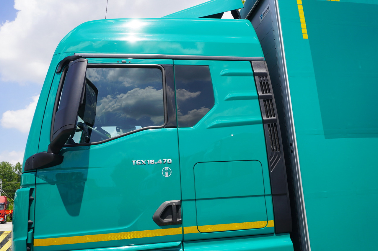 Lease a MAN TGX 18.470 / 2022 / Curtainsider 19 EPAL / Retarder / 15 units MAN TGX 18.470 / 2022 / Curtainsider 19 EPAL / Retarder / 15 units: picture 17