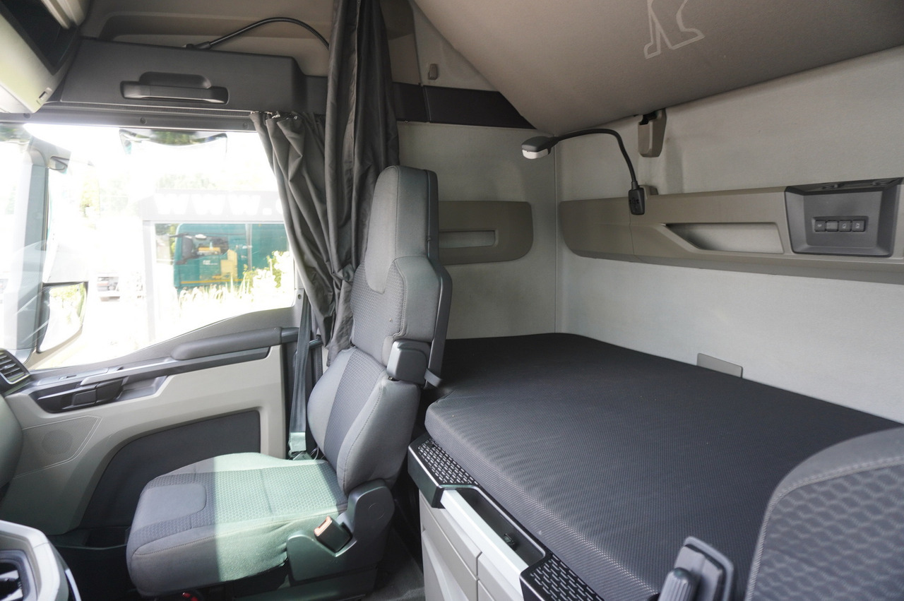 Lease a MAN TGX 18.470 / 2022 / Curtainsider 19 EPAL / Retarder / 15 units MAN TGX 18.470 / 2022 / Curtainsider 19 EPAL / Retarder / 15 units: picture 21