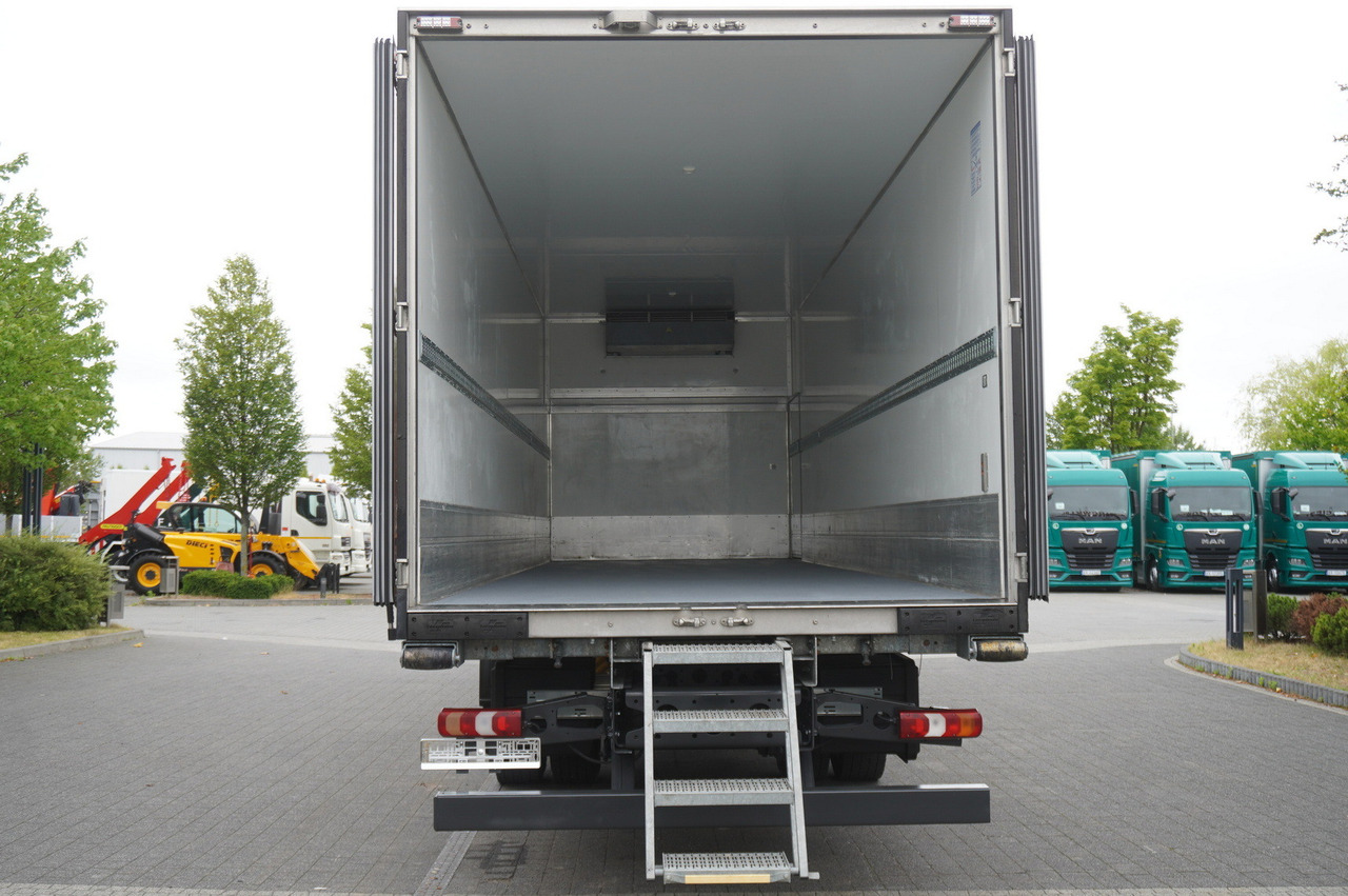 MERCEDES-BENZ Actros 1824 / Refrigerator 22 EPAL / Carrier Supra 950 / Sleeping cabin - Refrigerator truck: picture 3 MERCEDES-BENZ Actros 1824 / Refrigerator 22 EPAL / Carrier Supra 950 / Sleeping cabin - Refrigerator truck: picture 3