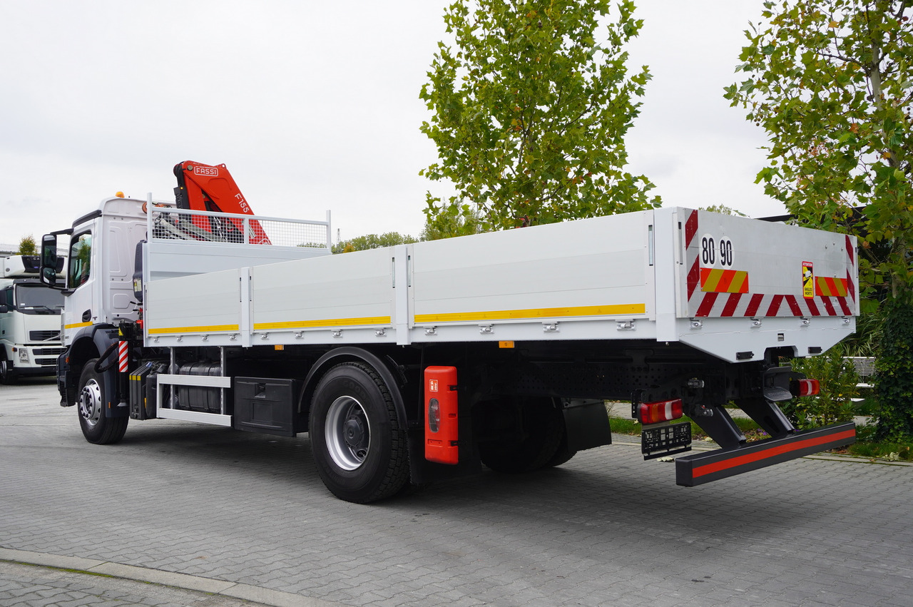 MERCEDES-BENZ Arocs 1830 / Flatbed 16 EPAL / HDS Fassi 155 / Reach 8 m / Load capacity 6160 kg - Crane truck: picture 4 MERCEDES-BENZ Arocs 1830 / Flatbed 16 EPAL / HDS Fassi 155 / Reach 8 m / Load capacity 6160 kg - Crane truck: picture 4