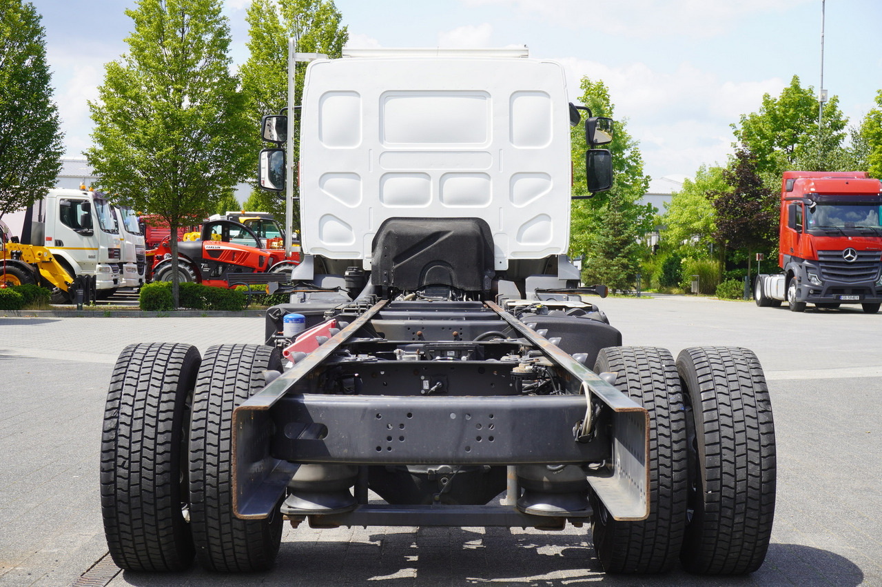 RENAULT D16 / frame 7.5 m / differential lock / 3 units - Cab chassis truck: picture 4 RENAULT D16 / frame 7.5 m / differential lock / 3 units - Cab chassis truck: picture 4