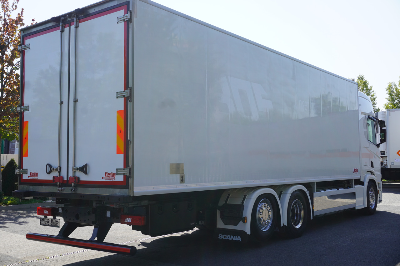 SCANIA R500 Hook-Up Refrigerated Truck KIESLING 20 EPAL / Carrier Supra 1250 Silent - Refrigerator truck: picture 4 SCANIA R500 Hook-Up Refrigerated Truck KIESLING 20 EPAL / Carrier Supra 1250 Silent - Refrigerator truck: picture 4